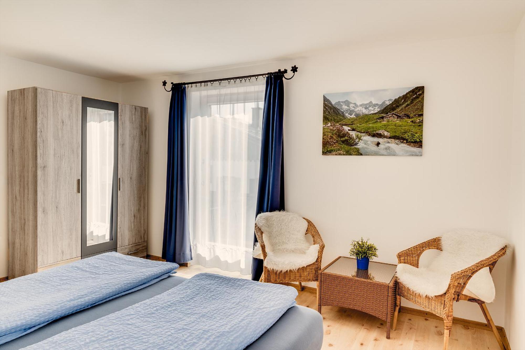 Gaestehaus U Ferienwohnungen Veronika Incl Fruehstuecksbuffet Und Koenigscard Mit 200 Kostenlosen Attraktionen Unterammergau Extérieur photo